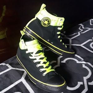 Men's converse mid top